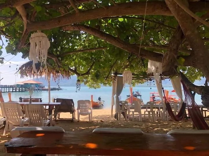 Kemping Malee Homestay Ko Por Tajlandia