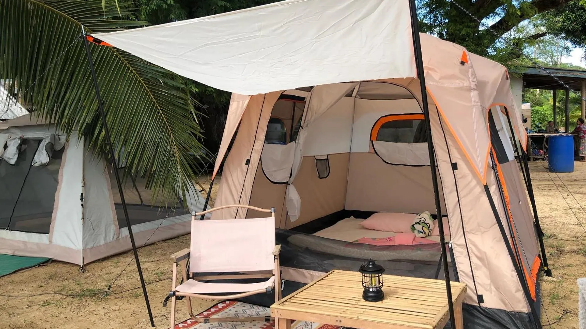 Malee Homestay Ko Por