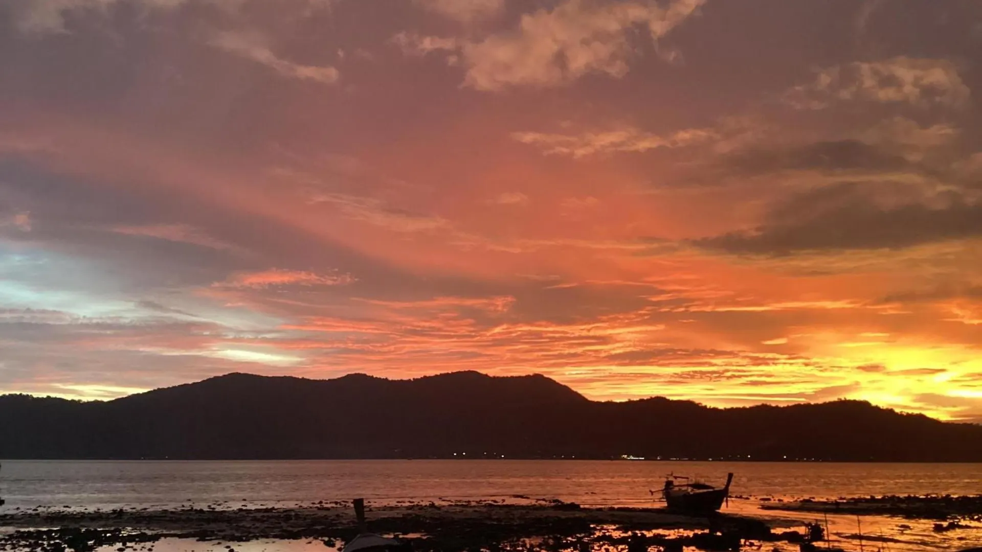 Malee Homestay Ko Por Campsite